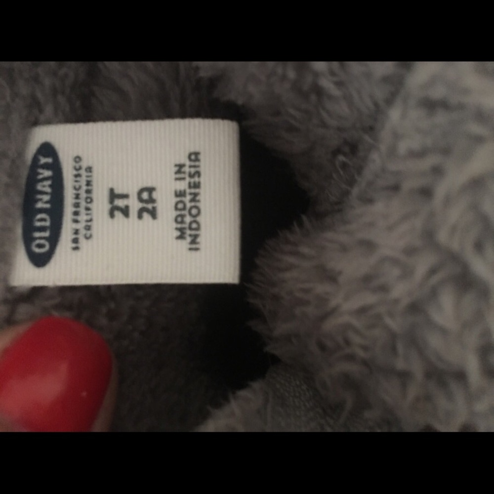 Toddlers Grey Furry Vest w/Zipper Closure.